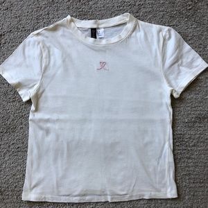 H&M - DIVIDED Cropped T-shirt .NWOT.